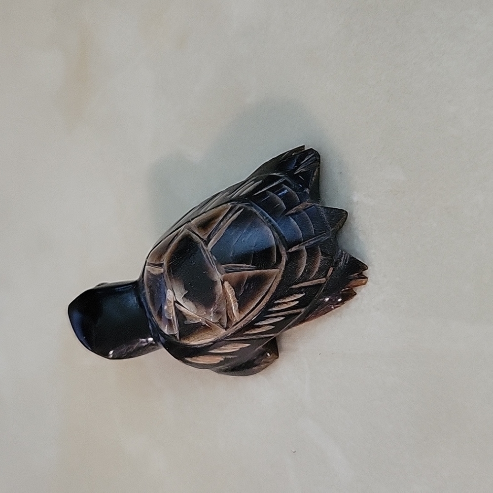 Mini 2 Inch Turtle Made From Water Buffalo Horn Gifts & Collectibles - Picture 4 of 5